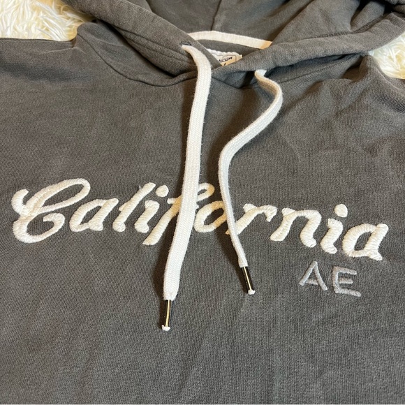 American Eagle Outfitters Gray Medium California Sweat Shirt Youth Hoodie - Picture 2 of 11